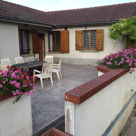 فيلا La Loge Du Vigneron Vauciennes  المظهر الخارجي الصورة